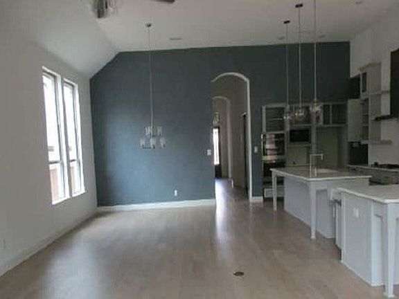 4th image of 4004 Horsemint Rd