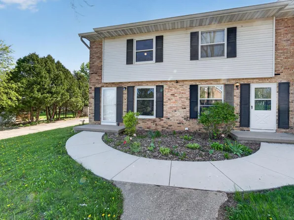 207 N Brookwood Drive, Mount Horeb, WI 53572