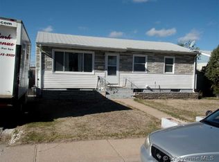 304 McFarland Ave, Cheyenne, WY 82007