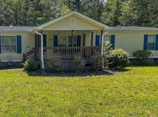 210 Hanna Creek Rd, Enoree, SC 29335
