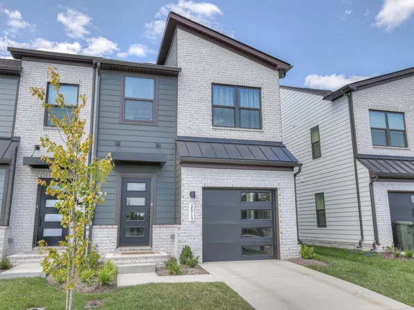 2013 Walnut Ln, Gallatin, TN 37066