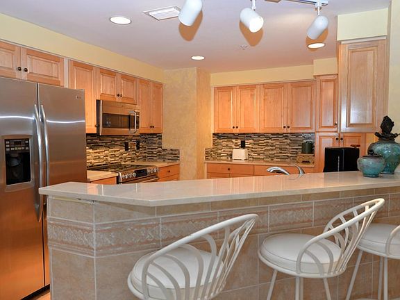2nd image of 770 Gulf Shore Dr Unit 702