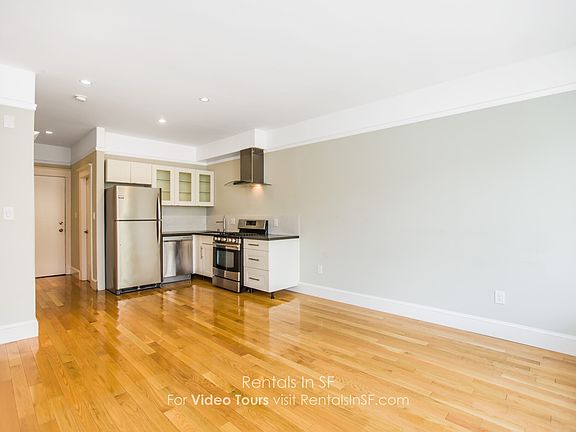 5th image of 3947 18th St APT 1