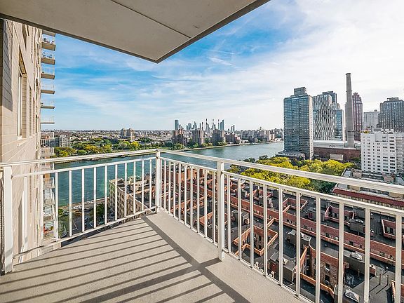 5th image of 515 E 79th St APT 21B