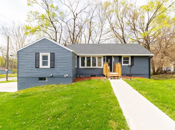 3910 SE 8th St, Des Moines, IA 50315