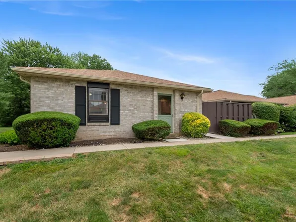2871 Springhaven Pl, Macungie, PA 18062