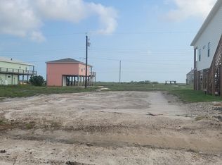 508 Palmetto Point Rd, Rockport, TX 78382