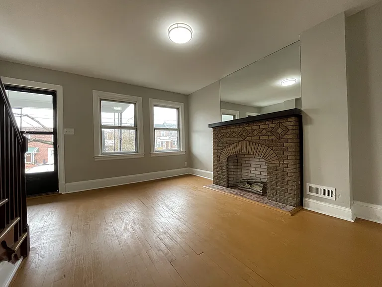 2644 W Lafayette Ave — Photo 7