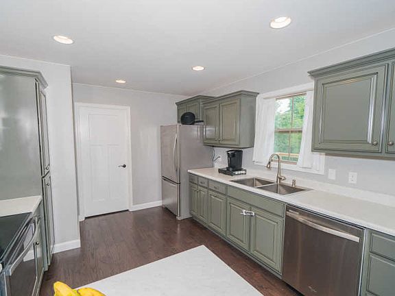 5th image of 1717 London Way