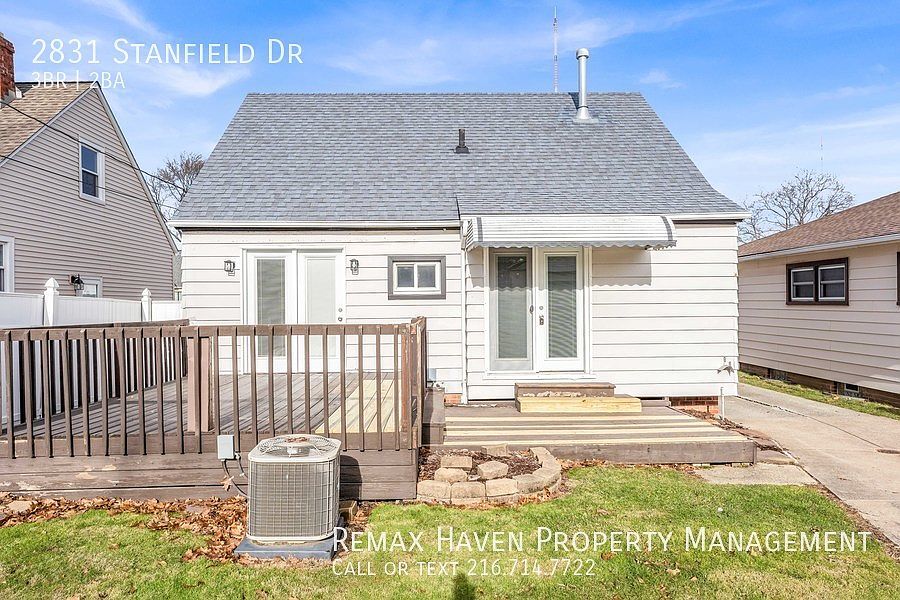 2831 Stanfield Dr, Parma, OH 44134 Zillow