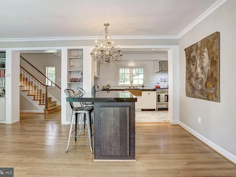 5204 Westwood Dr — Photo 11
