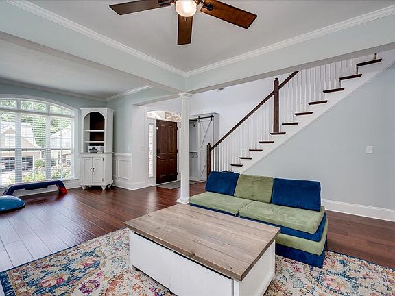 4th image of 767 Herrington Drive