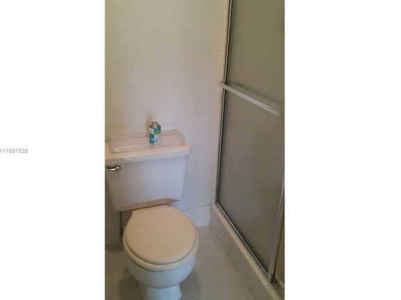 4th image of 900 SW 125th Way APT 310R