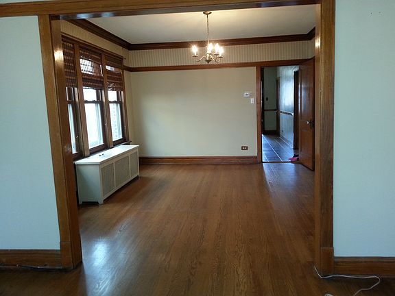 4th image of 2325 W Shakespeare Ave