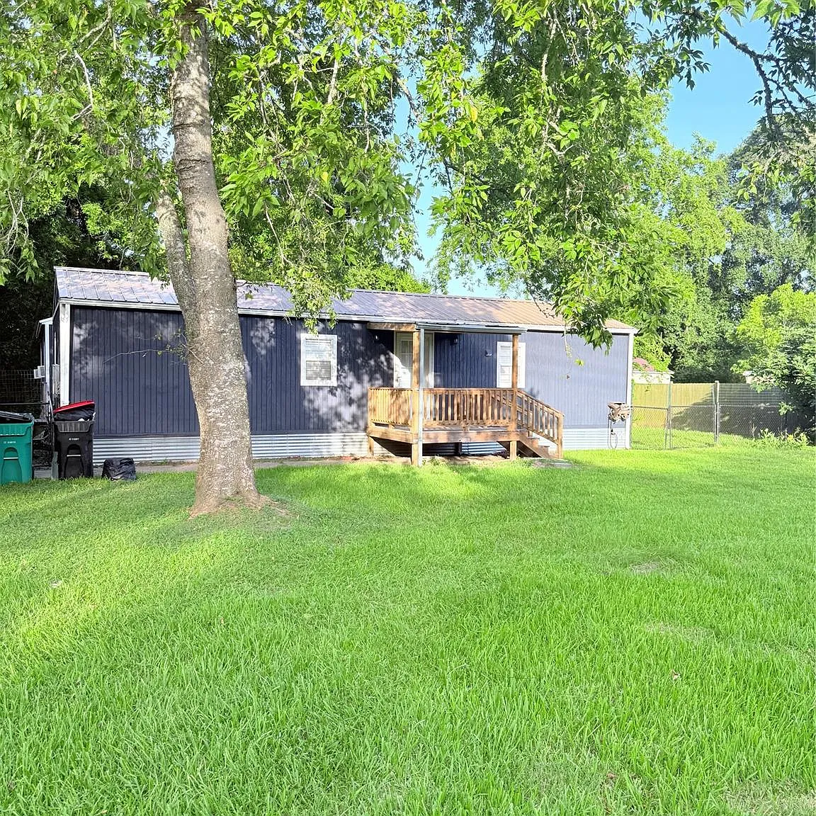 3 bed, 2.0 bath, $1,700 — Photo 2