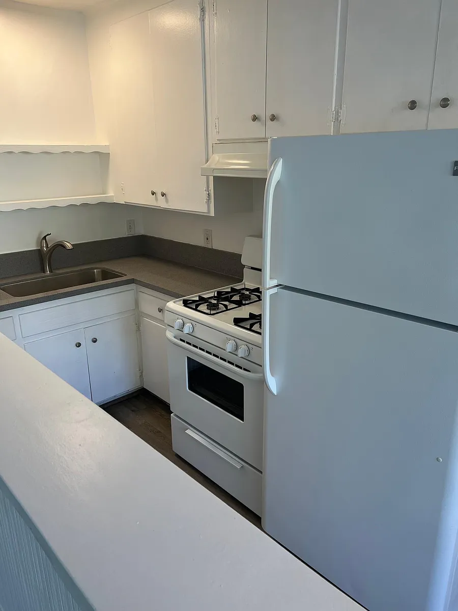 Building Photo - 1306 Arizona Ave #B-D