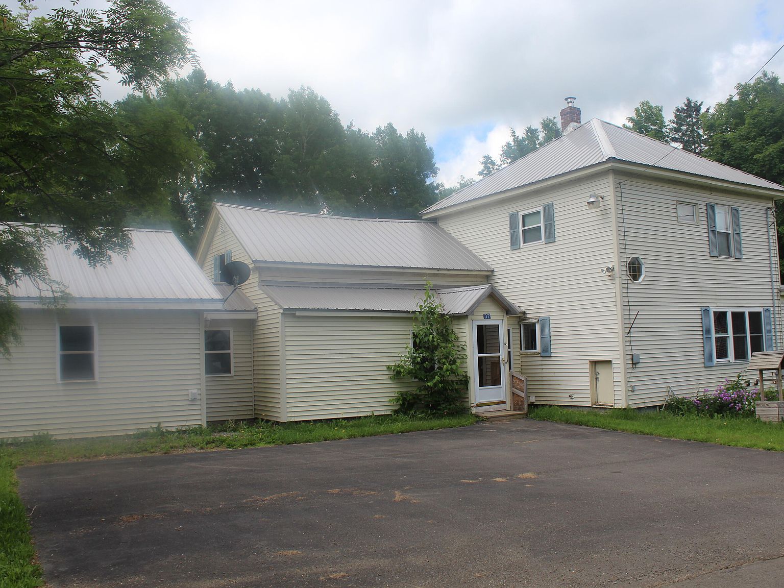 37 Pleasant Street, Oakfield, ME 04763 Zillow