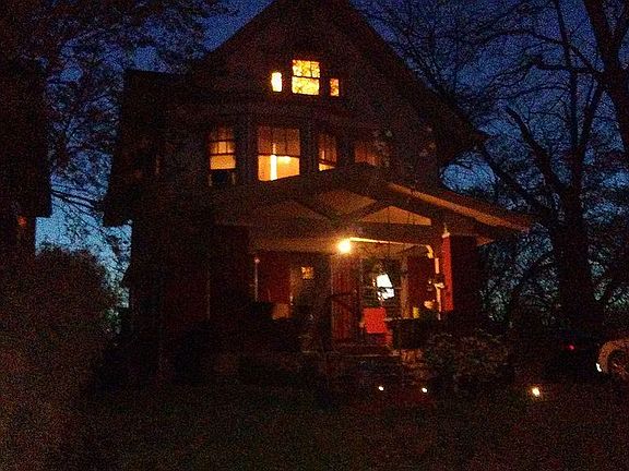 2nd image of 3404 Agnes Ave