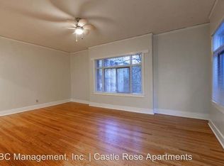 2421 NE Irving St APT 111, Portland, OR 97232