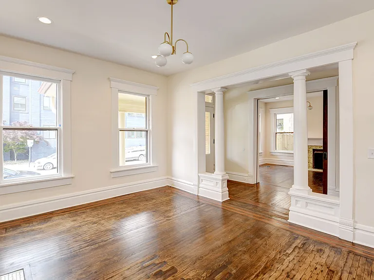 703 Franklin Ave — Photo 6