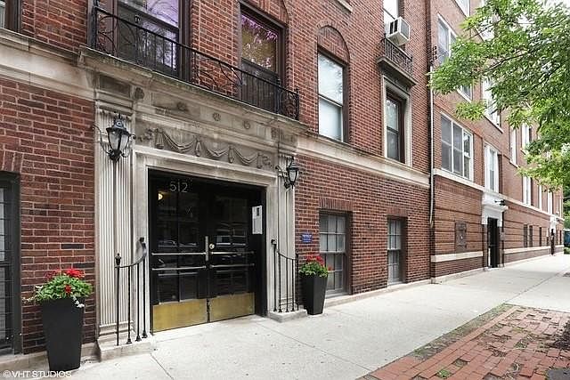 1st image of 512 W Belden Ave APT 2C