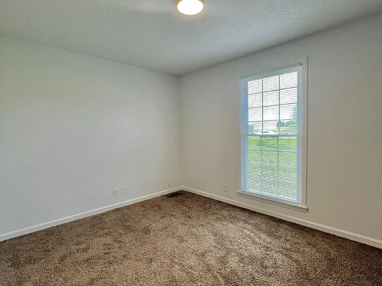 2303 Stokes Rd — Photo 5