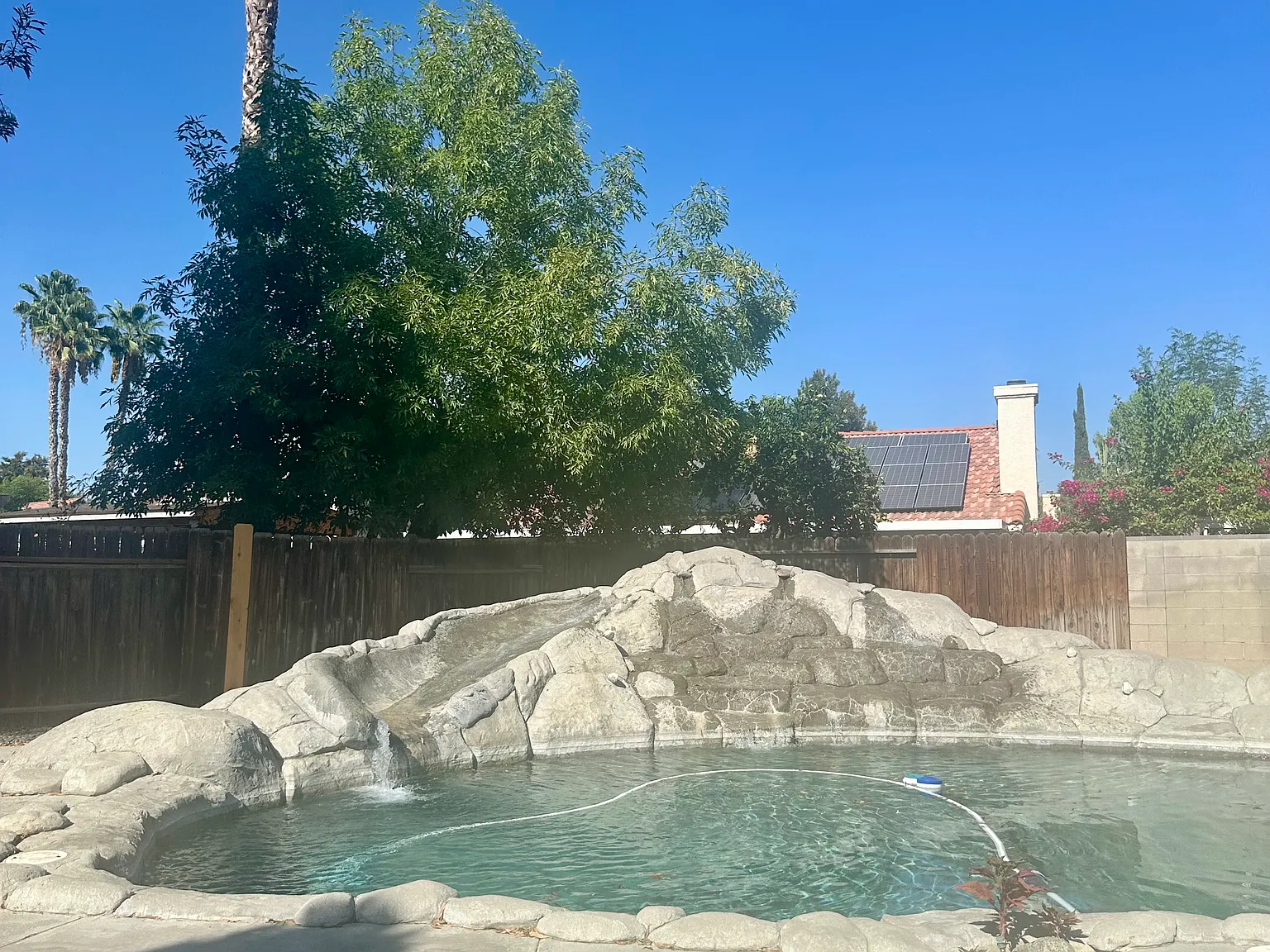3 bed, 1978 sqft, $2,895 — Photo 3