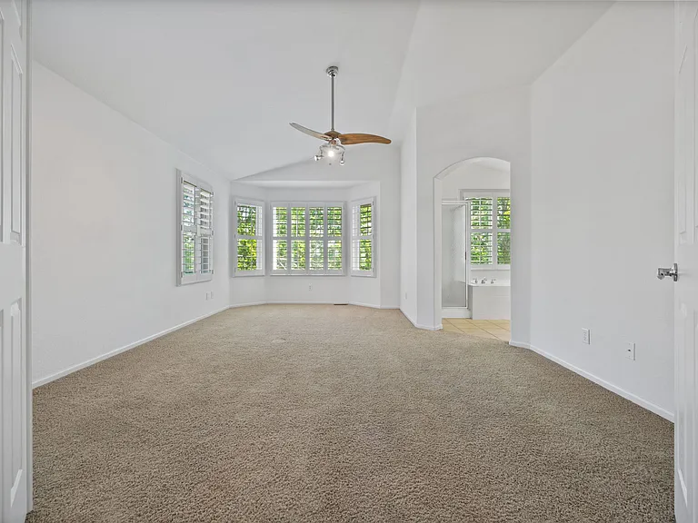 20396 E Columbia Pl — Photo 13