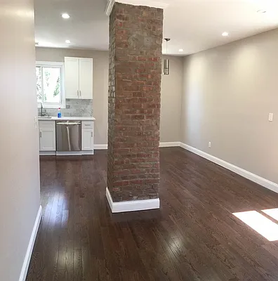 Rented by Voro New York | media 13