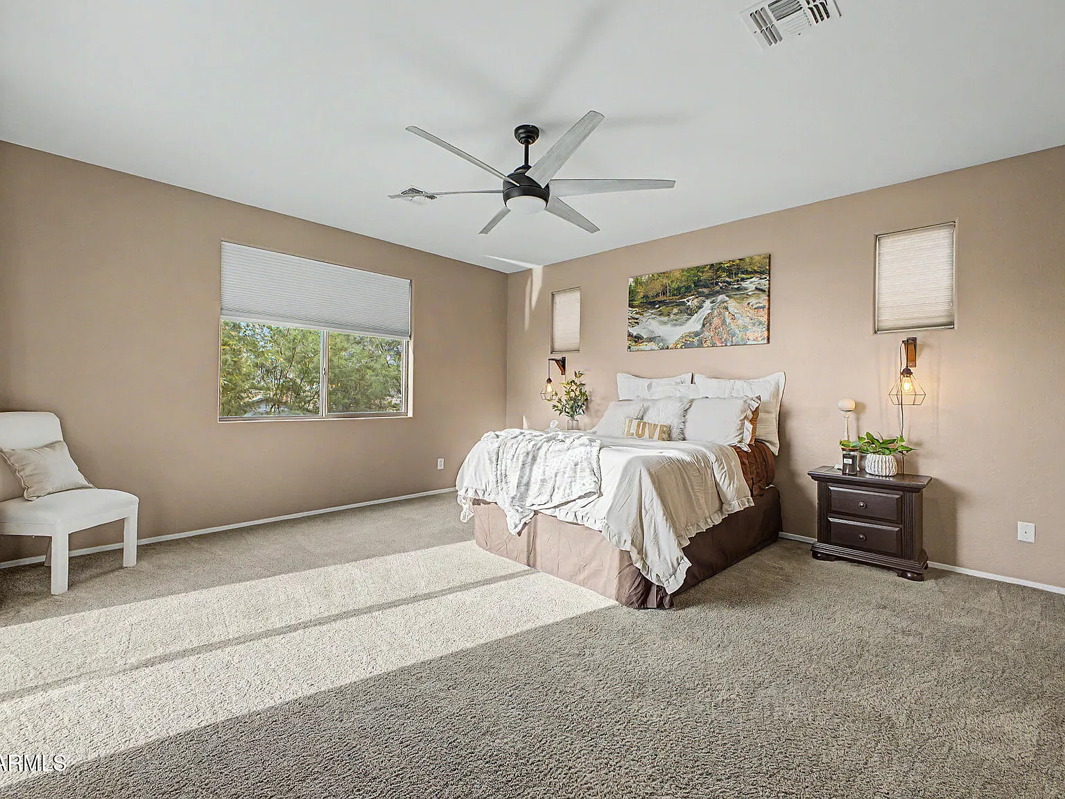 4 bed, 3.5 bath, 3603 sqft, $3,895 — Photo 4