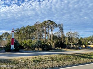 825 Red Lighthouse Ln, Wilmington, NC 28412