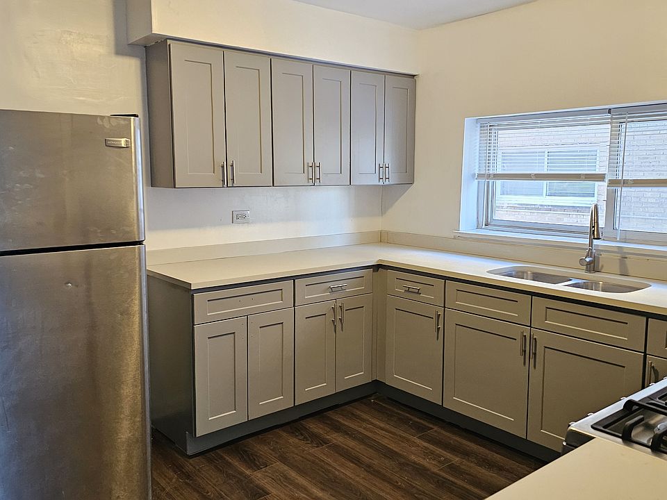 1st image of 838 S 19th Ave APT 2A