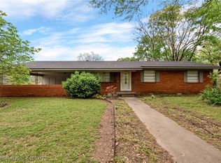 1815 S 71st St, Fort Smith, AR 72903