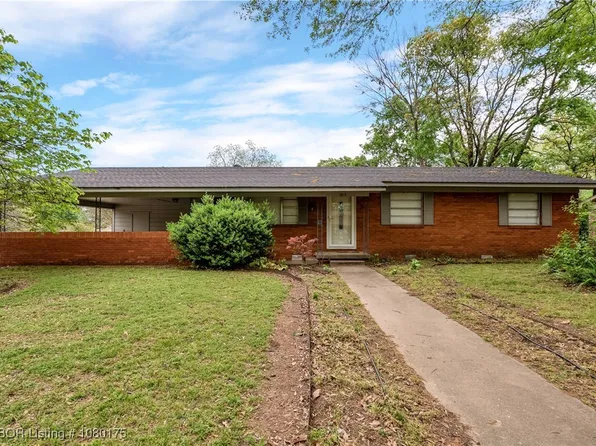 1815 S 71st St, Fort Smith, AR 72903