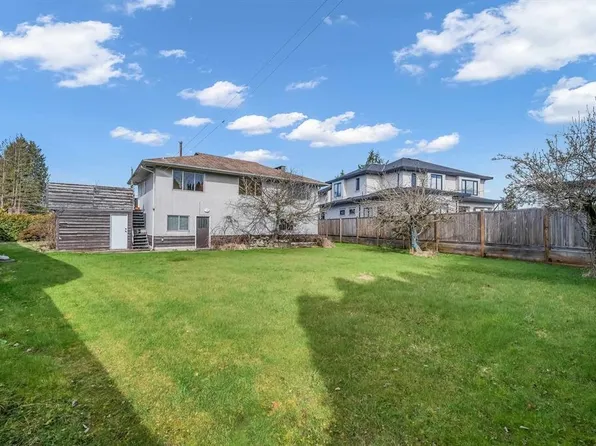 8620 Camden Cres, Richmond, BC V7C 3G4