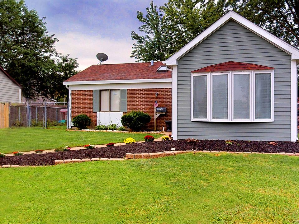 1st image of 1970 Birch Ln