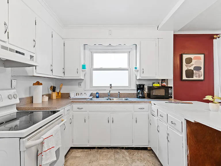1206 Meadow Ave — Photo 9