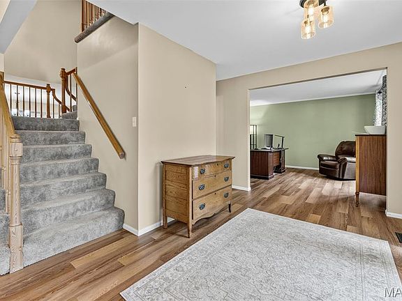 5th image of 1085 Treeshade Dr