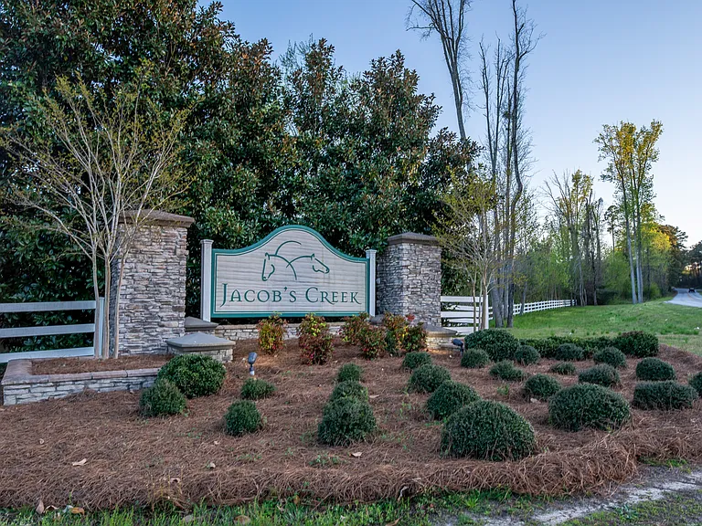 808 Derby Downs Ct — Photo 18