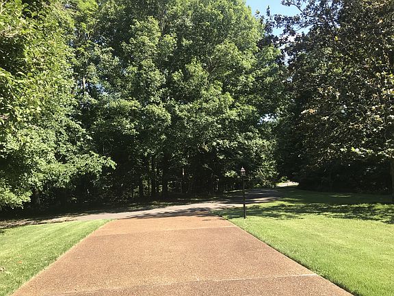 4th image of 1298 Hilltop Dr