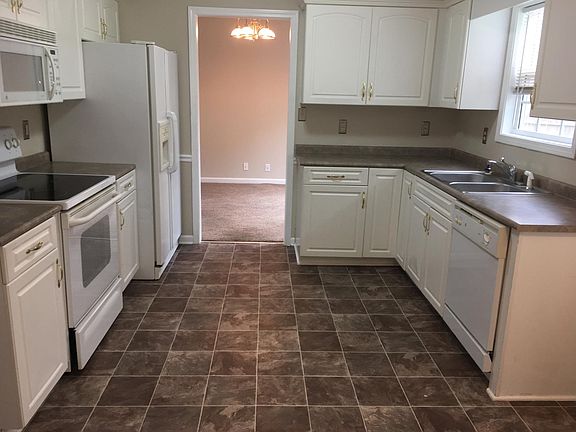 4th image of 1314 Archwood Dr