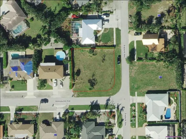 1571 Biscayne Way, Marco Island, FL 34145