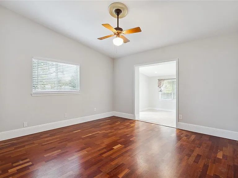 508 Dunblane Dr — Photo 9