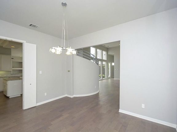 2nd image of 5909 Davenhill Ct