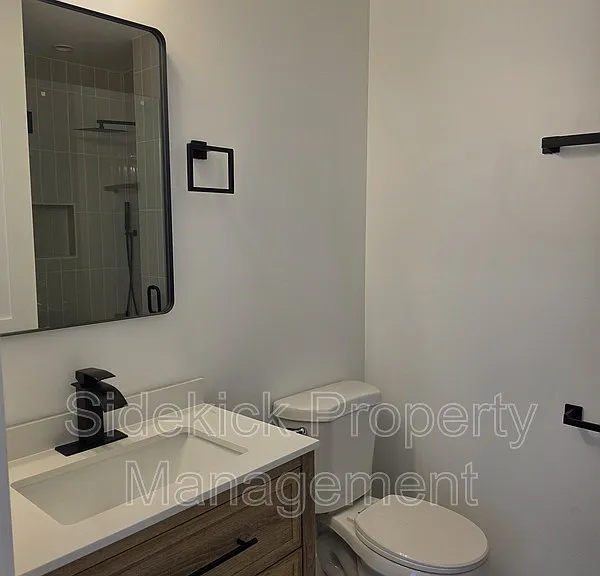 432 W Garfield Ave #A — Photo 11