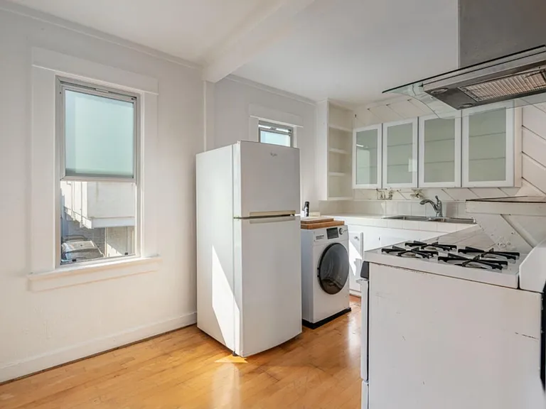 43 Dudley Ave #C — Photo 7