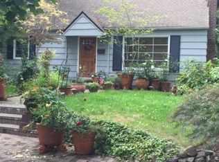 652 8th St, Lake Oswego, OR 97034