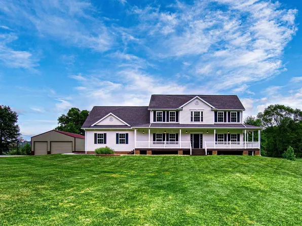 13833 Bender Rd, Evansville, IN 47720