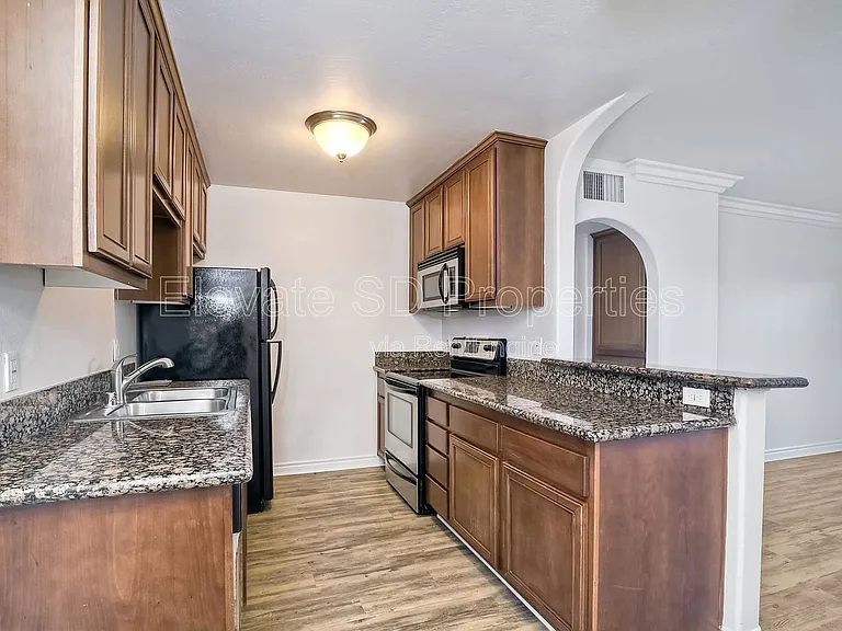 Playa Blanca Apartment Homes — Photo 17
