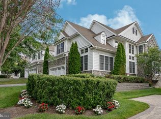 305 Sunny Brook Ln, Newtown Square, PA 19073